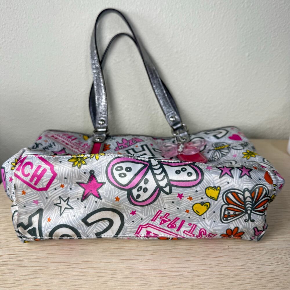 Vintage Y2k Coach Poppy Graffiti Tote Shoulder Bag Butterfly Charm Cutecore - Picture 9 of 14